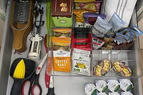 Bee Temple Entire Spacious 3-bed Apartment