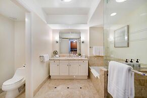 1435 Brickell Ave #3004