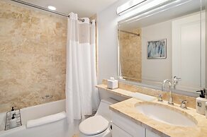 1435 Brickell Ave #3004