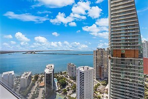 1435 Brickell Ave #3004