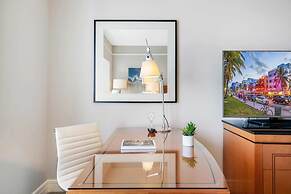 1435 Brickell Ave #3004