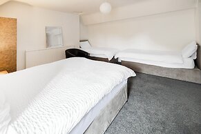 Oyo A Better Night Hotel Limited