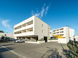 Bright Villa Stay in Serignan