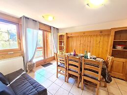 Spacious Apartment With Balcony