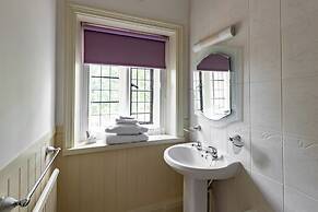 The Mallyan Spout Hotel