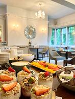 The Mallyan Spout Hotel