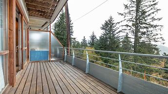 Alpine Comfort for Six Guests