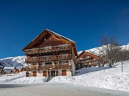 Apartment in Saint-sorlin With Mountain Views
