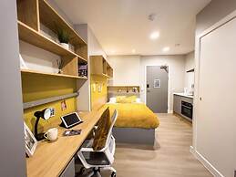 Student Only Panmure Court