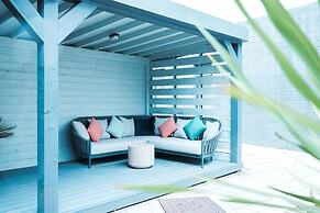 Student Only Panmure Court