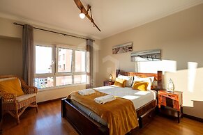Casa de S Sebasti o by Acasadascasas
