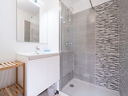 Villa in Valras-plage Near Sandy Beach
