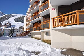 Ski-in Apartment for 6 Guests
