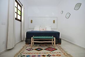 Riad larbi khalis