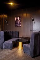 De Mipos Luxury Suites