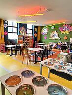 Harwich - Caravan - Sleeps 10 - Garden - Pool