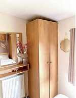 Harwich - Caravan - Sleeps 10 - Garden - Pool