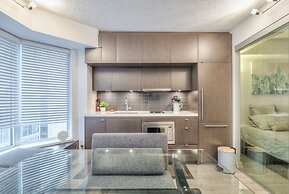 Waterfront Clair Avenue Suites