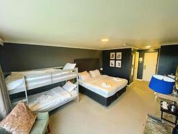 Dancenter Birmingham Airport Near Nec