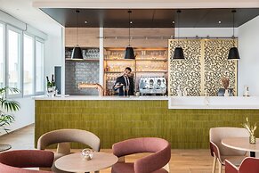 Holiday Inn Express and Suites Reims Rives De Vesle by IHG