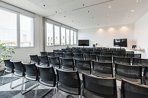 Holiday Inn Express and Suites Reims Rives De Vesle by IHG