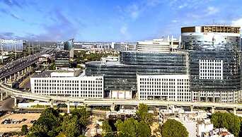 Holiday Inn Gurgaon NH8 by IHG