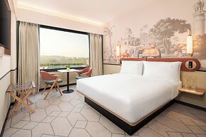 Holiday Inn Gurgaon NH8 by IHG