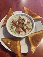 Fletchys Pictured Rocks Resort