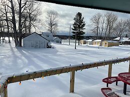 Fletchys Pictured Rocks Resort