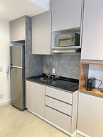 Studio 230m do Metro 5min do Consulado