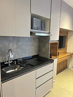 Studio 230m do Metro 5min do Consulado