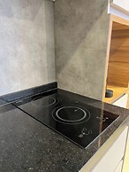 Studio 230m do Metro 5min do Consulado