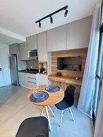 Studio 230m do Metro 5min do Consulado