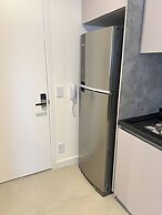 Studio 230m do Metro 5min do Consulado