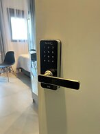 Studio 230m do Metro 5min do Consulado