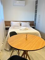 Studio 230m do Metro 5min do Consulado