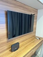 Studio 230m do Metro 5min do Consulado