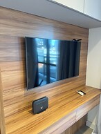 Studio 230m do Metro 5min do Consulado