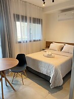 Studio 230m do Metro 5min do Consulado