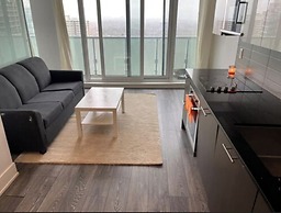 Waterfront Yonge Suites