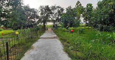 Tharu Mango Garden Resort