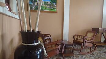 GRANADOS GUEST HOUSE