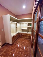 GRANADOS GUEST HOUSE
