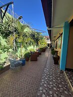 GRANADOS GUEST HOUSE