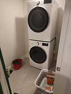 Signature Airport Proximity suite