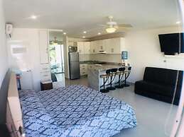 Aria Ocean Beachfront Condos