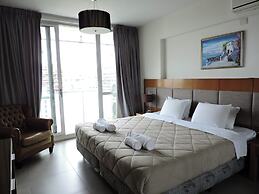 Rivadavia Apartments