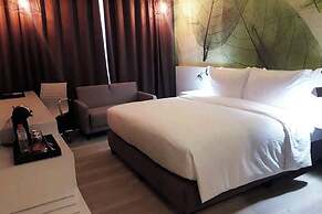 Maxx Hotel Makati