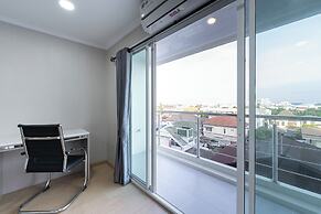 Tj 4711 Residence