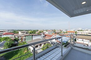 Tj 4711 Residence